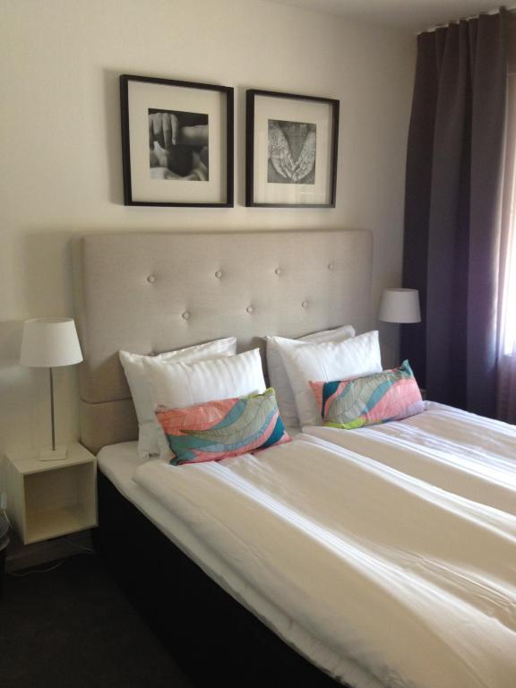 Hotell Tinget Sala Chambre photo