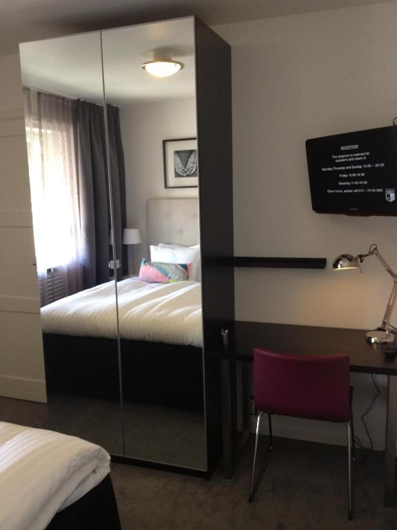 Hotell Tinget Sala Chambre photo