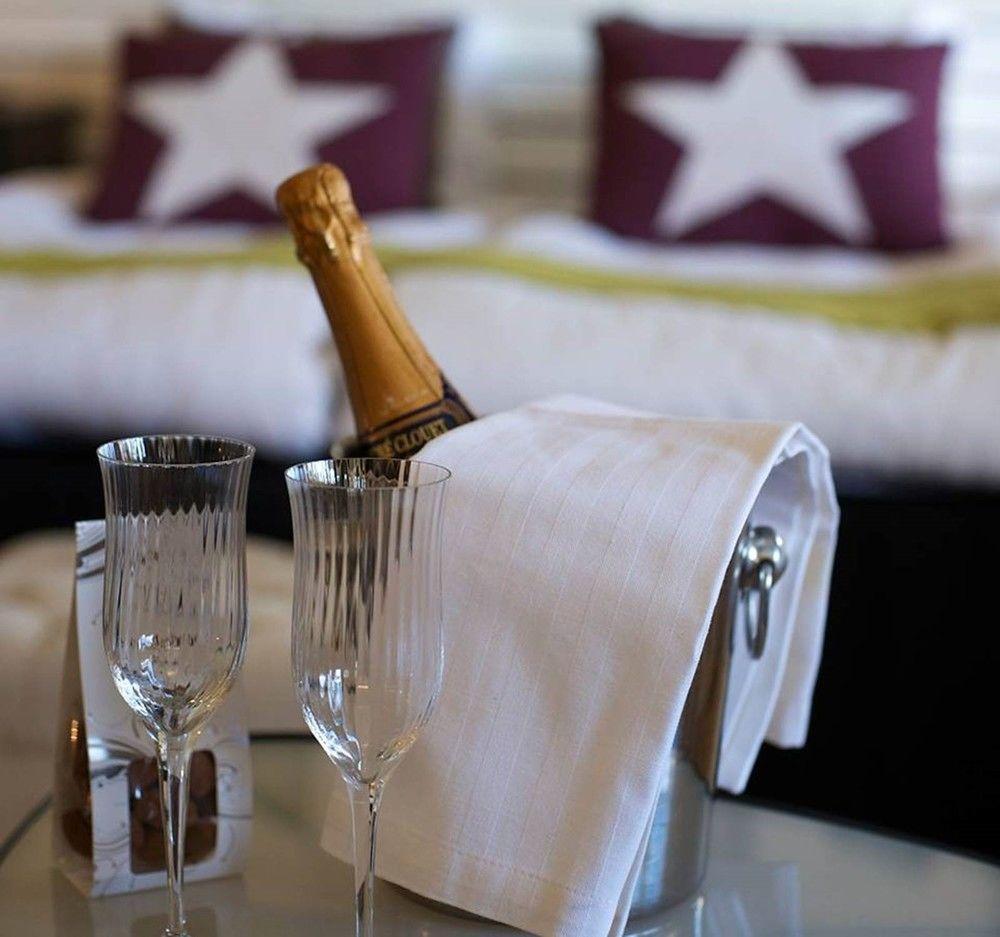 Hotell Tinget Sala Extérieur photo